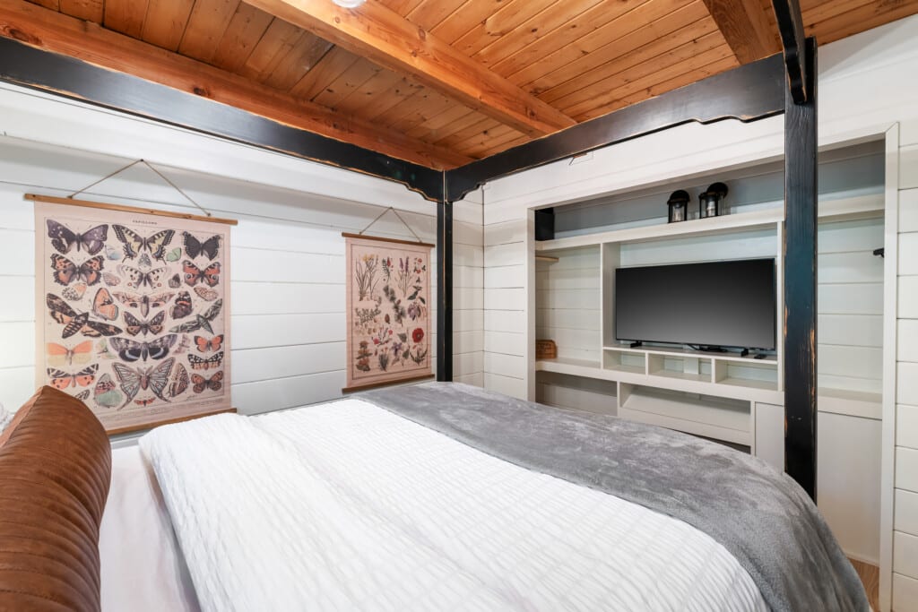 Serenity Cabin Bedrooms 2