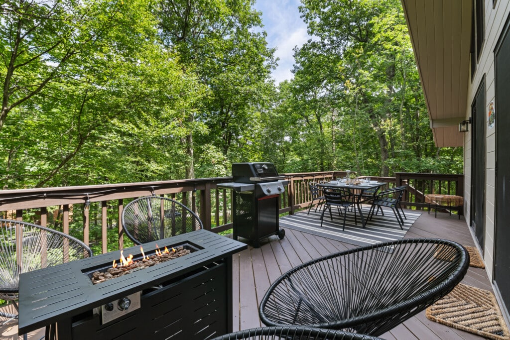 Serenity Cabin Exteriors 1