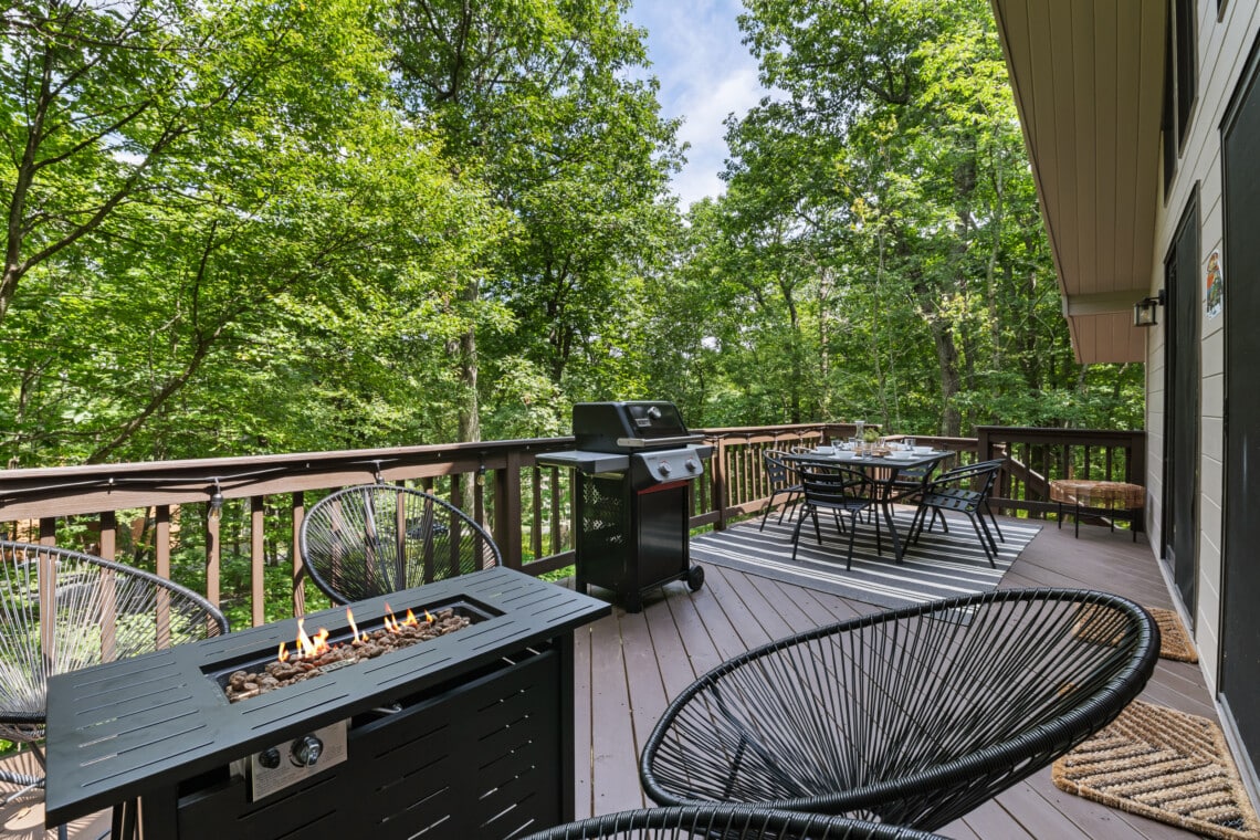 Serenity Cabin Exteriors 1