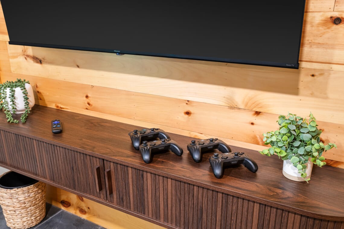 Serenity Cabin Game Room 3